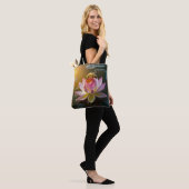 Tote Bag Abeille sur fleur de lotus (Sur le modèle)
