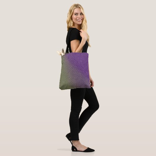 Tote Bag Abstract Geometric Gradient Checker Pattern 1278 (Sur le modèle)