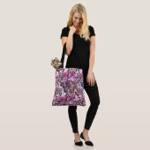 Tote Bag abstrait rose (Sur le modèle)