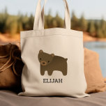 Tote Bag Adorable Brown Ours Enfants Personnalisé<br><div class="desc">Le sac fourre-tout pour amoureux des animaux de cet enfant présente une jolie illustration d'un ours brun. Personnalisez-le avec le nom de votre enfant en lettres noires. Fait un grand sac de livre pour les garçons ou les filles!</div>