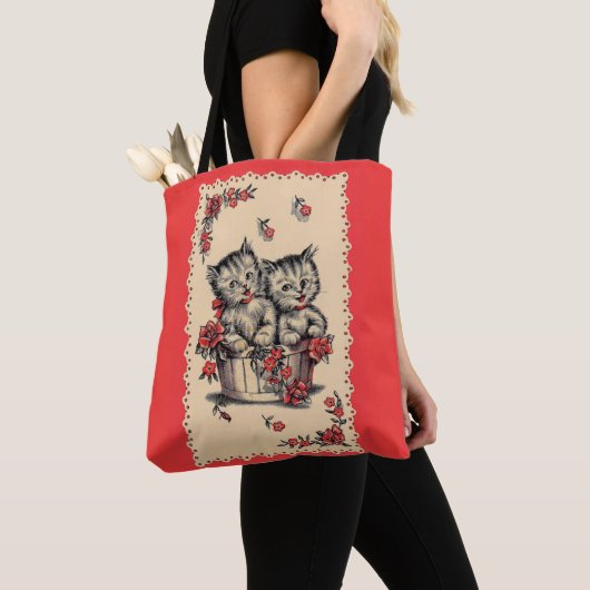 Tote Bag adorable chatons dans un panier de fleurs (De près)