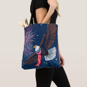 Tote Bag Aigle à bald volant avec les États-Unis Écharpe à (De près)