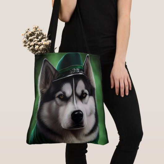 Tote Bag Alaskan Malamute chien en robe de fête St. Patrick (De près)