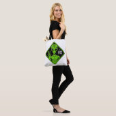 Tote Bag Alien. (Sur le modèle)