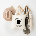 Tote Bag Arkansas Home Sweet Home Famille Monogramme<br><div class="desc">Ferme moderne Maison Sweet Home sac fourre-tout personnalisé avec votre nom de famille et la ville ou autre texte personnalisé. Cliquez sur Customiser pour déplacer le coeur vers n'importe quel emplacement sur la carte d'état et personnaliser davantage le texte. Les sacs sur mesure font un parfait ménage ou cadeau mariage...</div>