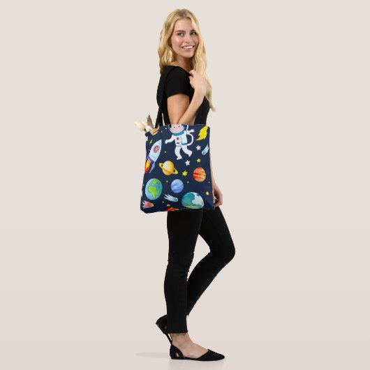 Tote Bag Astronaut in Space Planets and Rockets Pattern (Sur le modèle)