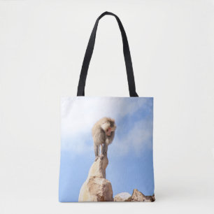 Tote Bag Babouin majestueux sur un sommet de montagne