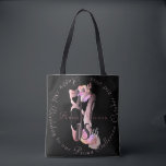 Tote Bag Ballerina Toe Chaussures Médallion Votre Événement<br><div class="desc">C'est une ballerine,  donc bien sûr elle va dans les endroits,  alors quel meilleur cadeau qu'un sac fourre-tout élégant et utile avec mes jolies chaussures et roses graphiques montrant ce qu'elle aime le plus faire ? !</div>