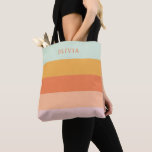 Tote Bag Bandes géométriques rétro personnalisées - Broche<br><div class="desc">Célébrez avec style ce sac fourre-tout de nom personnalisé avec des rayures géométriques rétro dans les tons menthe, pêche et pastel. Parfait pour les fêtes de mariée ou les événements de bachelorette, ce sac fourre-tout allie design d'inspiration vintage et ambiance moderne. Personnalisez-le avec le nom de chaque membre du parti...</div>