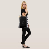 Tote Bag Bandes verticales de Monogramme noir et blanc (Sur le modèle)