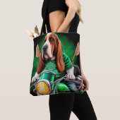 Tote Bag Basset Hound Chien conduisant vélo St. Patrick's D (De près)