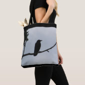 Tote Bag Belle corneille noire sur un membre (De près)