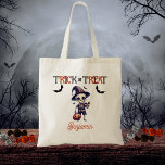 Tote Bag Belle squelette pour enfant ou traiter l'Halloween<br><div class="desc">Joli squelette et chauves-souris design "Trick or Treat".</div>