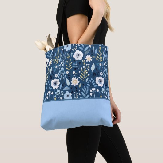 Tote Bag Bleu, Blanc, Fleurs Jaunes Bloc de couleurs (De près)