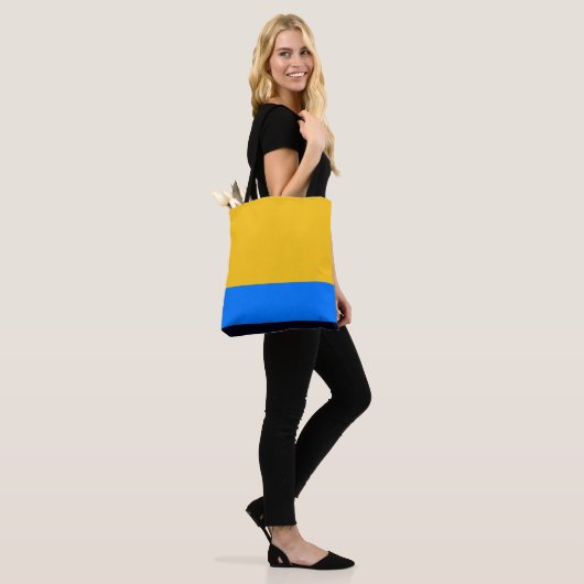 Tote Bag Bleu jaune (Sur le modèle)