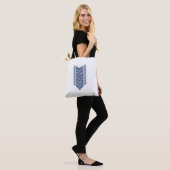 Tote Bag Blue Ethnic Pattern (Sur le modèle)