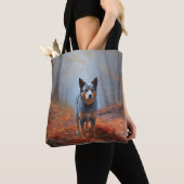 Tote Bag Blue Heeler dans les feuilles d'automne automne au (De près)