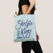 Tote Bag Blue Shelfie King Bookish (De près)