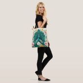 Tote Bag Boho Peacock Design (Sur le modèle)