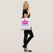 Tote Bag bombe cerise (Sur le modèle)