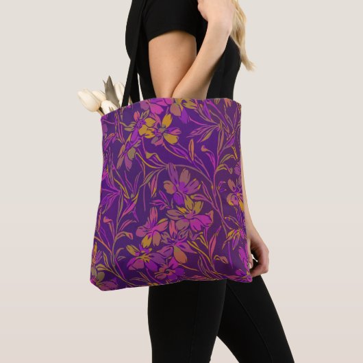 Tote Bag Botanique Gras Motif Floral dans pourpre foncé (De près)