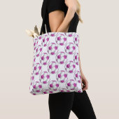 Tote Bag Boules de soccer rose et blanc avec nom (De près)