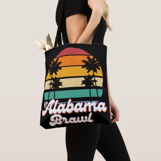 Tote Bag Brawl en Alabama (De près)