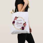 Tote Bag Bride blanc fleuri or géométrique nom du mariage (De près)