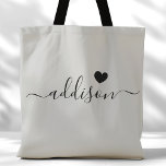 Tote Bag Bridesmaid Script moderne Coeur gris chaud<br><div class="desc">Ce sac fourre-tout chic présente un bel arrière - plan gris chaud orné d'une police de caractères moderne et d'un design de coeur délicat. La couleur douce et élégante et la typographie sophistiquée en font un accessoire idéal pour les demoiselles d'honneur ou toute personne qui aime les designs élégants et...</div>