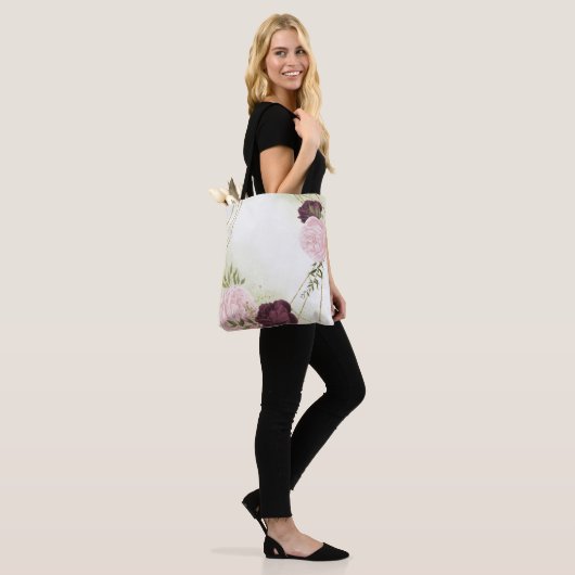 Tote Bag cabernet vert rose fleuri (Sur le modèle)
