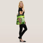 Tote Bag Cacher sous (2022) (Sur le modèle)