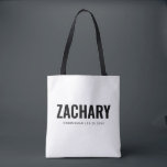 Tote Bag Cadeaux pour garçons d'honneur Mariage masculin Me<br><div class="desc">Ce sac fourre-tout élégant pour garçon d'honneur comporte le nom, le titre et la date écrits dans une typographie minimaliste et audacieuse. Ajoutez simplement les noms des garçons d'honneur, leur titre et la date dans la section de personnalisation pour créer vos propres cadeaux de mariage. Bien que présenté ici comme...</div>