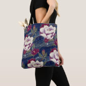 Tote Bag Camellias en bleu foncé (De près)