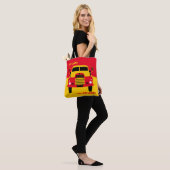 Tote Bag Camionnette Rouge Rétro Camionnette Jaune (Sur le modèle)