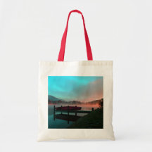 Canot vibrant sur le lac Junaluska