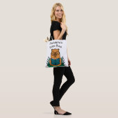 Tote Bag Capybara lisant un livre (Sur le modèle)