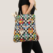 Tote Bag Caractères LOONEY TUNES™ sur Checker noir et blanc (De près)