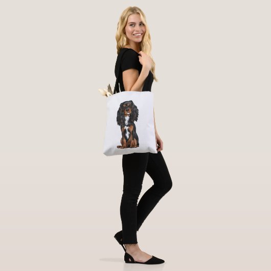 Tote Bag Cavalier King Charles Spaniel - Noir et Tan (Sur le modèle)