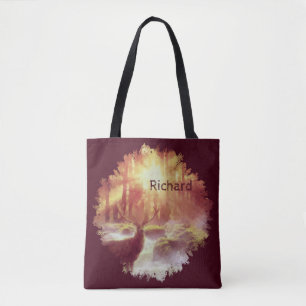 Tote Bag Cerf dans une forêt brumeuse au lever du soleil do