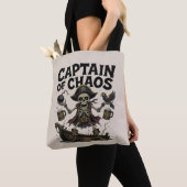 Tote Bag Chaotic Pirate Skeleton–Funny Cartoon Deck Design (De près)