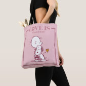 Tote Bag Charlie Brown & Snoopy - L'amour est un meilleur a (De près)