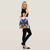 Tote Bag Chat aux fruits (Sur le modèle)