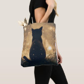 Tote Bag Chat noir enchanté avec des lucioles (De près)