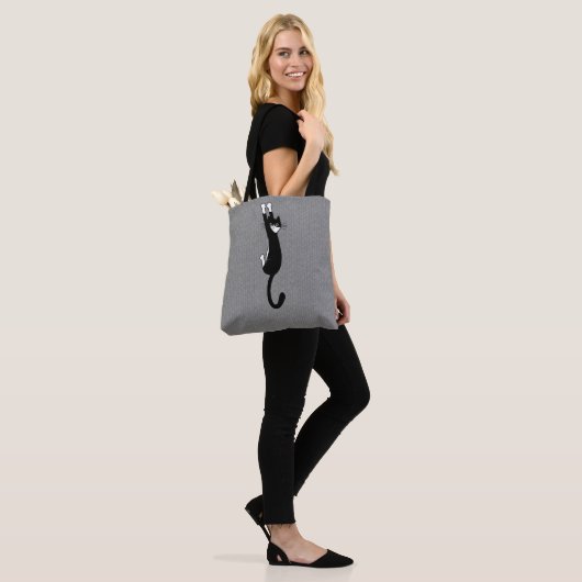 Tote Bag Chat noir et blanc accroché | Drôle Tuxedo Cat (Sur le modèle)