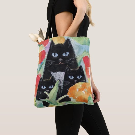 Tote Bag Chat Tuxedo et chatons noirs dans des Poppies d'aq (De près)