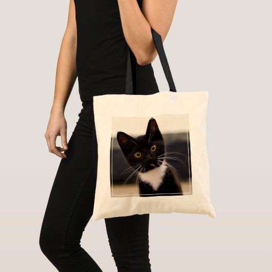 Tote Bag Chaton noir et blanc mignon de smoking (Devant (produit))