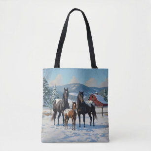 Tote Bag Chevaux Appaloosa noirs sur une ferme en hiver