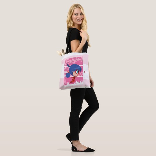 Tote Bag Chibi Ladybug à Paris (Sur le modèle)