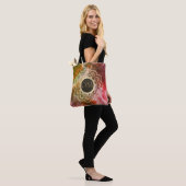 Tote Bag Chic Tie Dye OM Mandala (Sur le modèle)