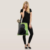 Tote Bag Chien à chiot noir du Labrador (Sur le modèle)